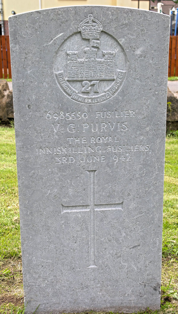 Victor Purvis gravestone