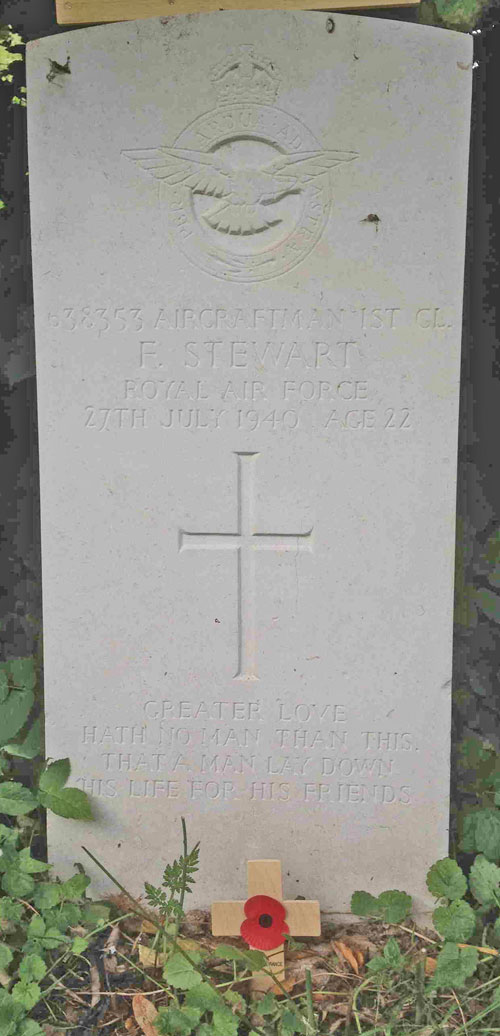 Aircraftman Frederick Stewart gravestone